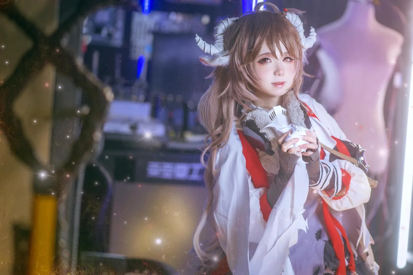渊秧 – NO.17 明日方舟-艾雅法拉cos [10P]插图9